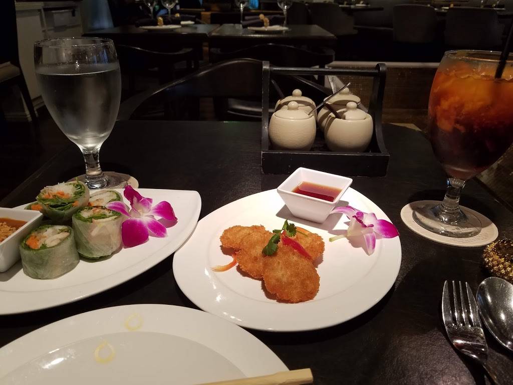 Noi Thai Cuisine | restaurant | Royal Hawaiian Center Building C, Level 3-C308, 2301 Kalakaua Ave, Honolulu, HI 96815, USA | 8086644039 OR +1 808-664-4039