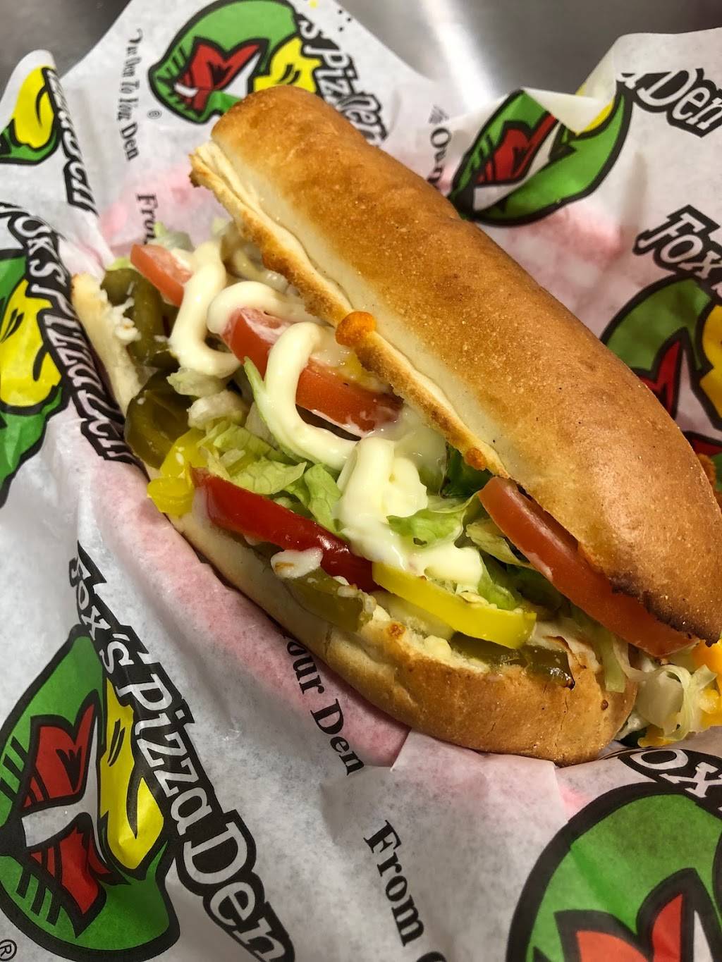 Foxs Pizza Den | restaurant | 511 Main St, Clarion, PA 16214, USA | 8142267777 OR +1 814-226-7777