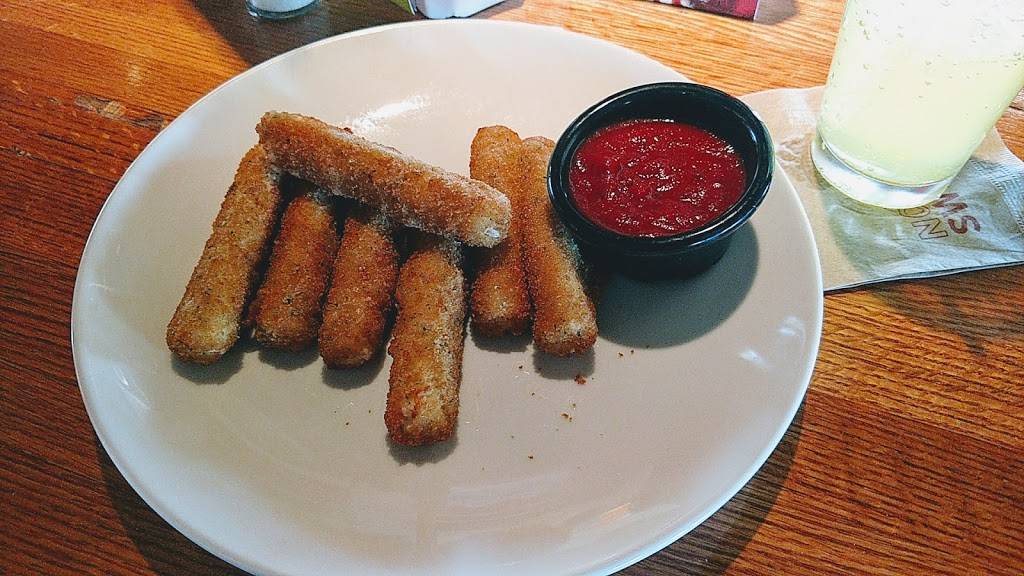 Applebees Grill + Bar | restaurant | 601 Manchester Ln, Newton, KS 67114, USA | 3162849366 OR +1 316-284-9366