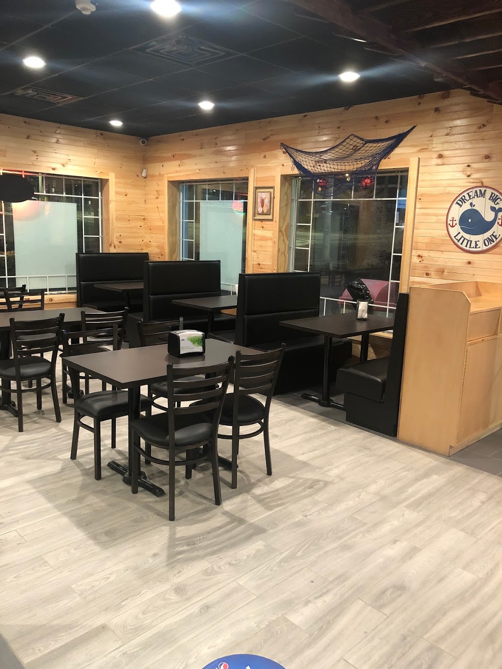 BOIL SHACK SEAFOOD | restaurant | 2448 Island Ave, Philadelphia, PA 19153, USA | 2159215408 OR +1 215-921-5408