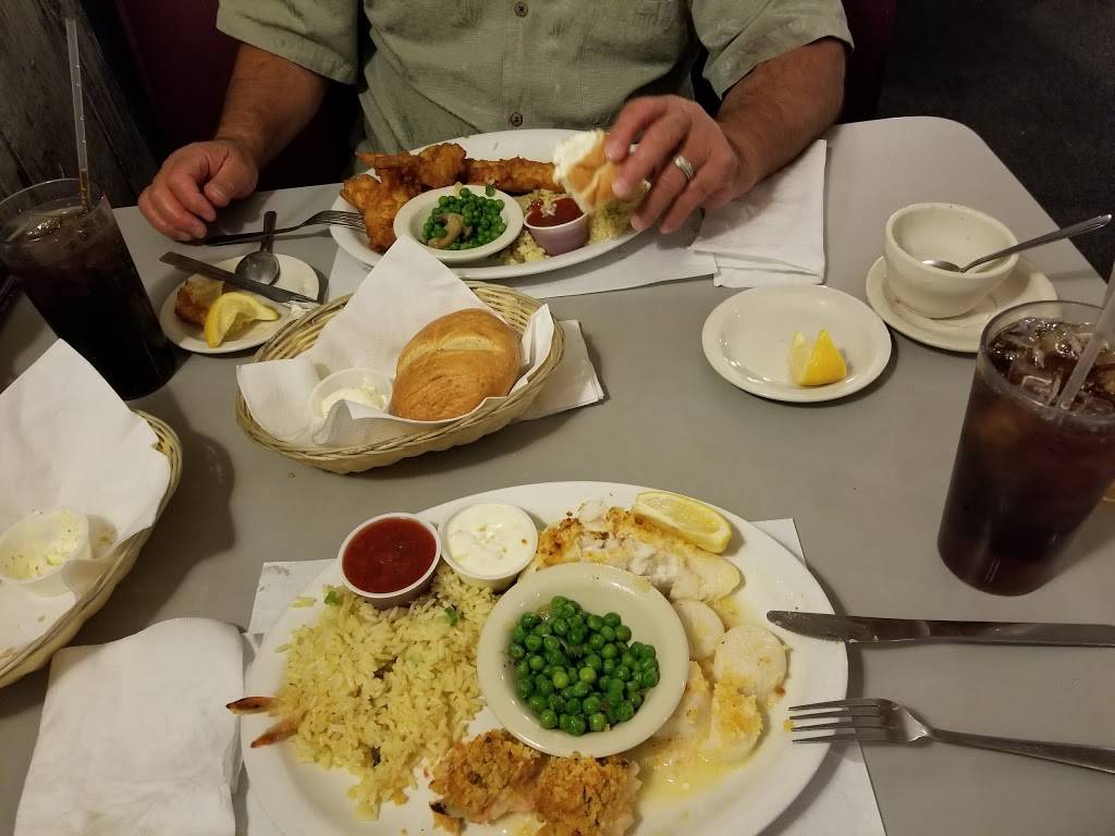 Taylors Chowder House | restaurant | 3538 W Calavar Rd, Phoenix, AZ 85053, USA | 6029781815 OR +1 602-978-1815