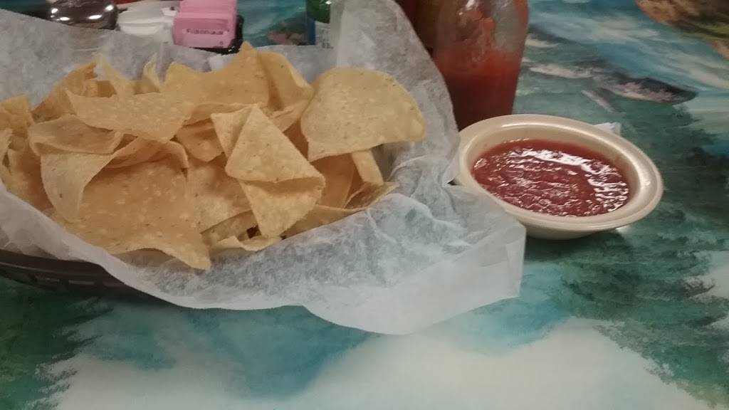 El Jefe | restaurant | 100 N Murphree St, Pittsboro, MS 38951, USA | 6624122205 OR +1 662-412-2205