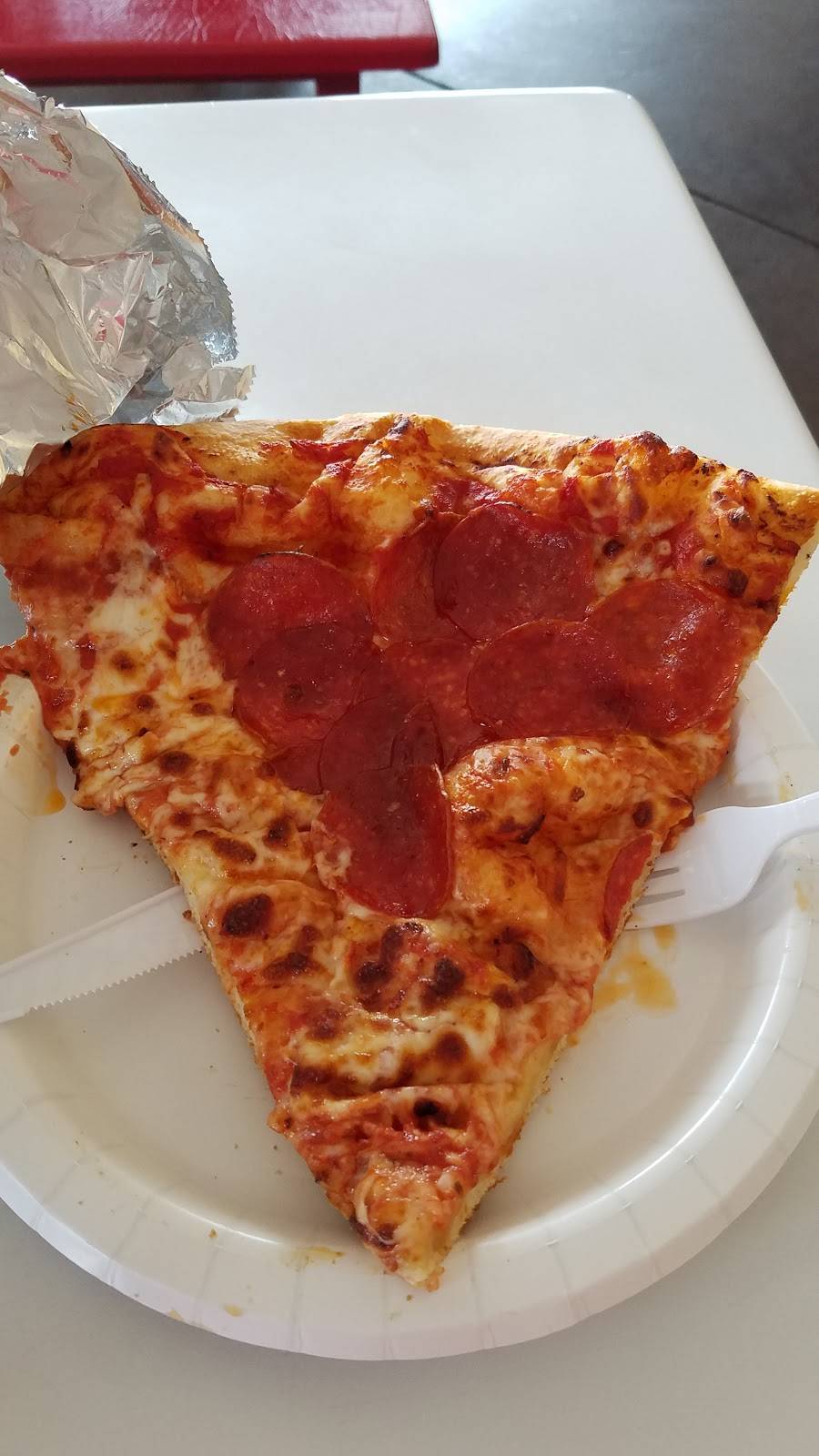 Costco Food Court | meal takeaway | 11800 Fourth St, Rancho Cucamonga, CA 91730, USA | 9095811703 OR +1 909-581-1703