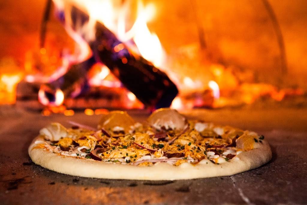 Hill and Holler Pizza | restaurant | 970 N Jefferson St, Lewisburg, WV 24901, USA | 3046474429 OR +1 304-647-4429