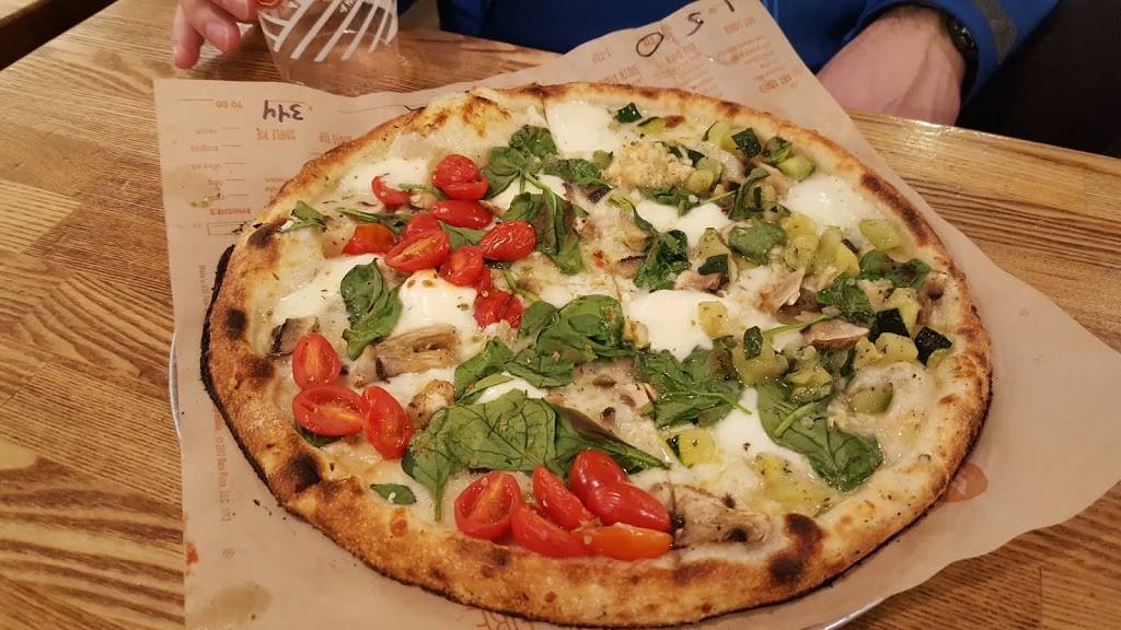 Naf Naf Grill | restaurant | 5716 W Touhy Ave, Niles, IL 60714, USA | 8475881500 OR +1 847-588-1500