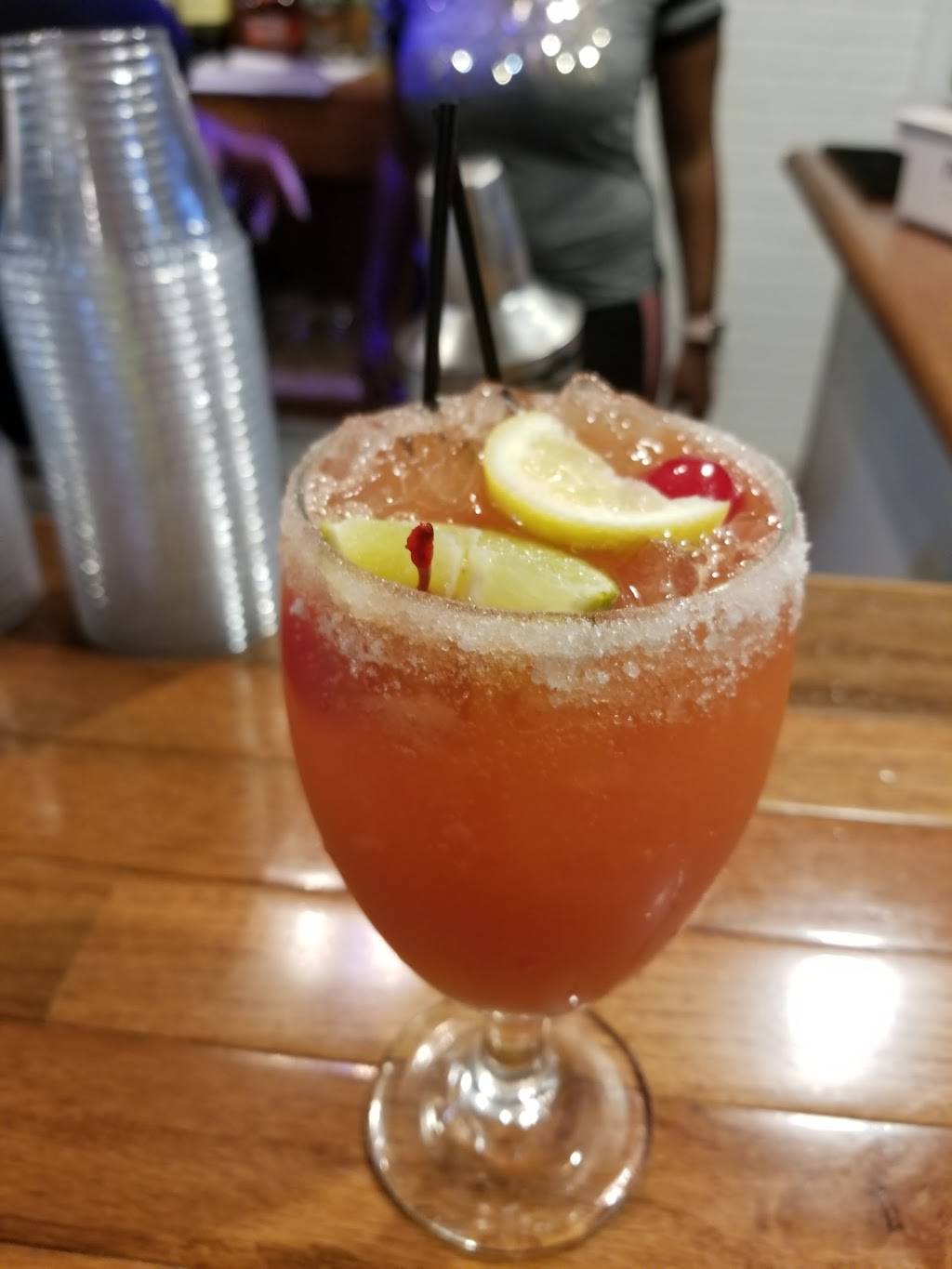 The ONE Sports Bar & Lounge | restaurant | 4314 Curtis Ave, Baltimore, MD 21226, USA | 4103540456 OR +1 410-354-0456