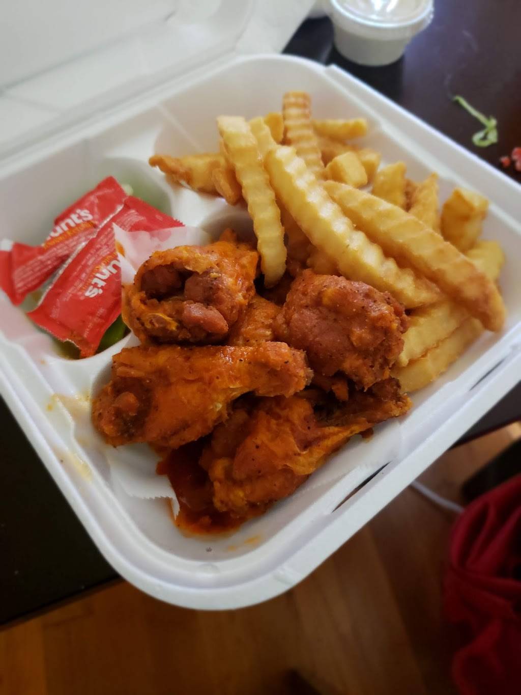 Wings World | meal takeaway | 5109 W North Venice Blvd, Los Angeles, CA 90019, USA | 3239319202 OR +1 323-931-9202