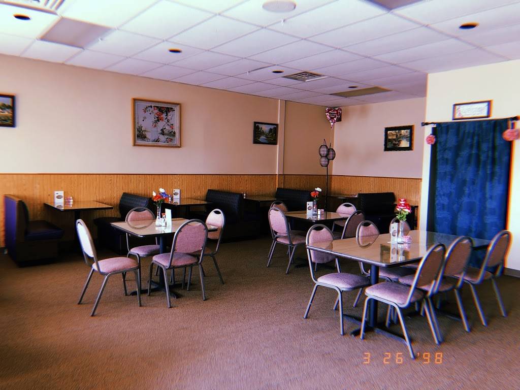 Thai Wijit Restaurant | meal takeaway | 1233 28th St SW, Wyoming, MI 49509, USA | 6167066848 OR +1 616-706-6848