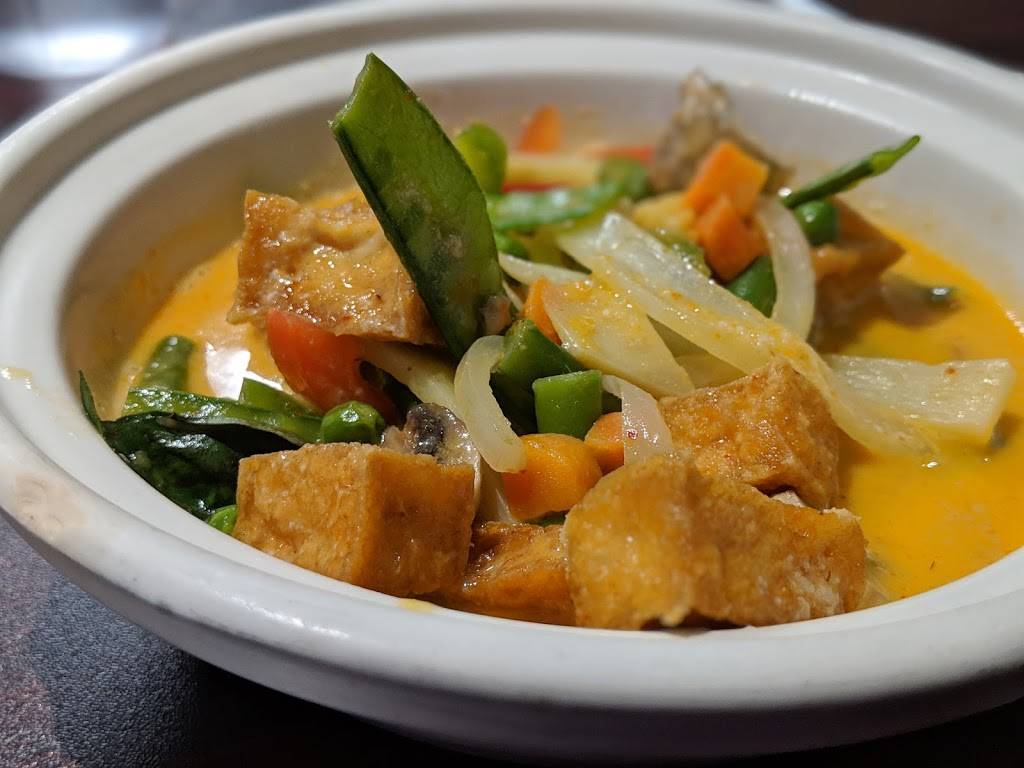 Thai Basil | restaurant | 3301 S Walton Blvd, Bentonville, AR 72712, USA | 4792733955 OR +1 479-273-3955