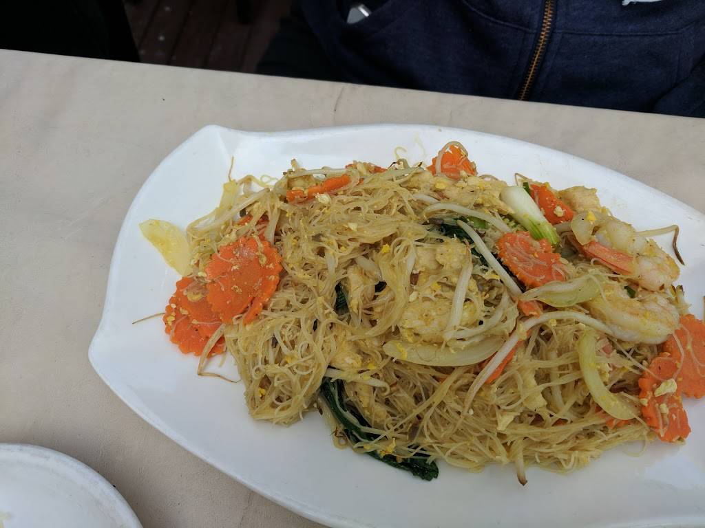 Banana Leaf Thai Bistro | meal takeaway | 609 Washington St, Port Townsend, WA 98368, USA | 3603796993 OR +1 360-379-6993