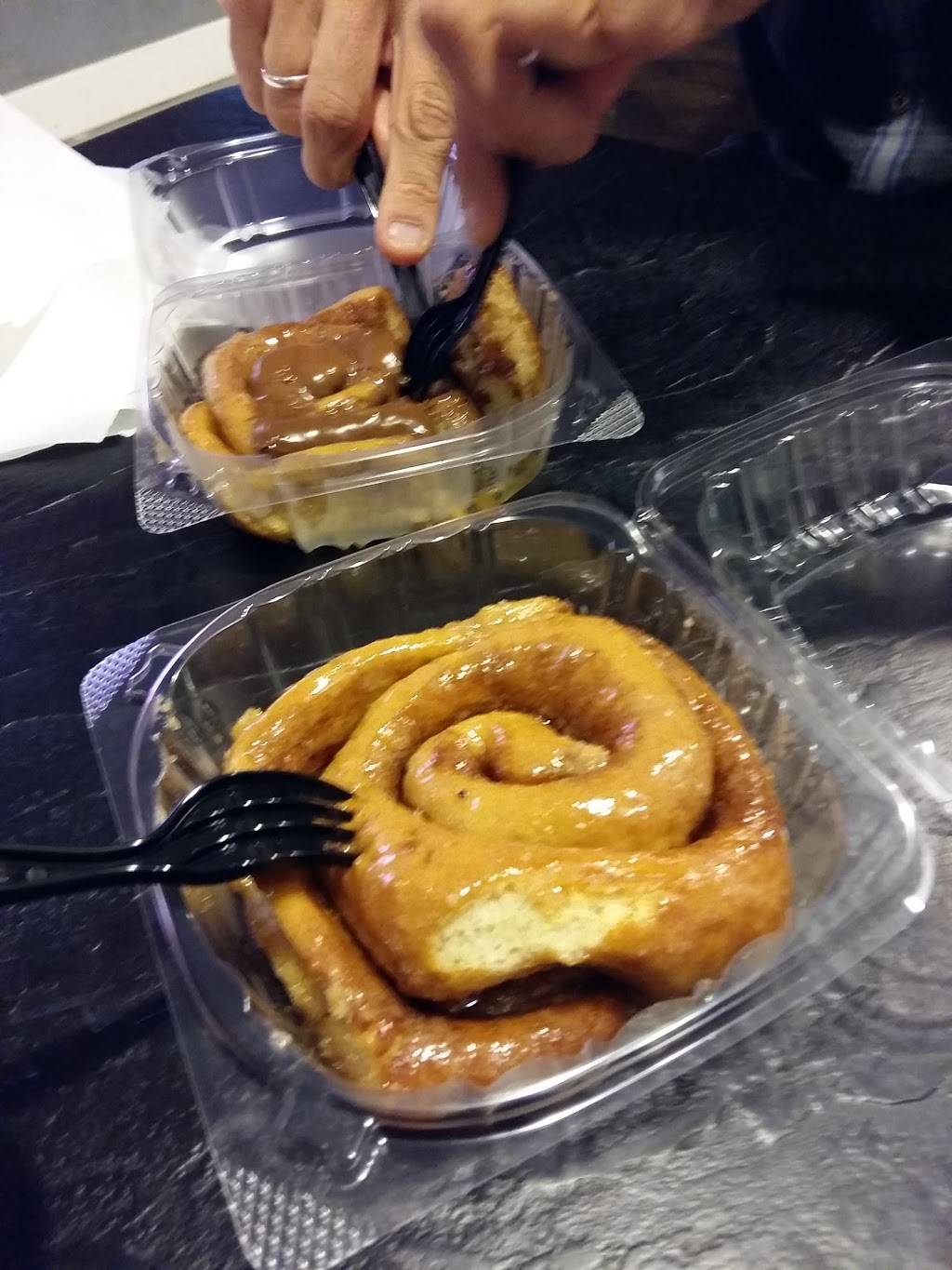 Gils Broiler | bakery | 328 N LBJ Dr, San Marcos, TX 78666, USA | 5123924595 OR +1 512-392-4595