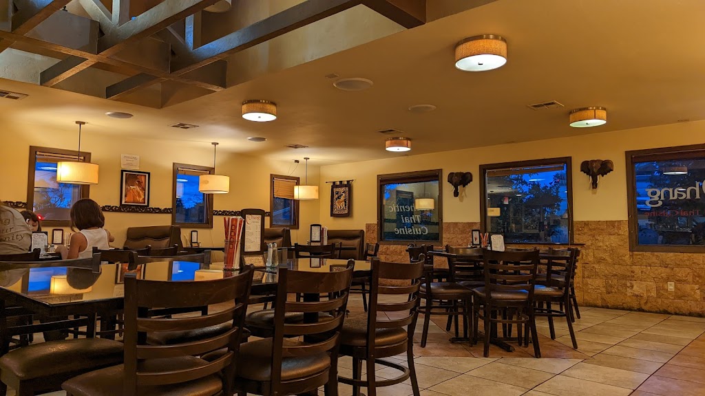 Chang Thai Montrose Cuisine | restaurant | 1015 S Townsend Ave, Montrose, CO 81401, USA | 9702404567 OR +1 970-240-4567