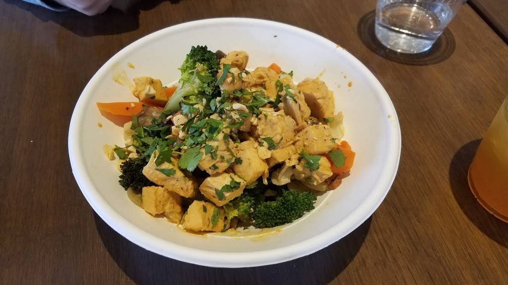 Original ChopShop | restaurant | 10625 N Tatum Blvd #135, Phoenix, AZ 85028, USA | 4806539110 OR +1 480-653-9110