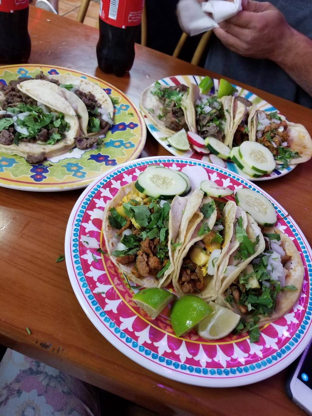 Taqueria La Placita | meal takeaway | 5020 Edmonston Rd, Hyattsville, MD 20781, USA | 3012774477 OR +1 301-277-4477