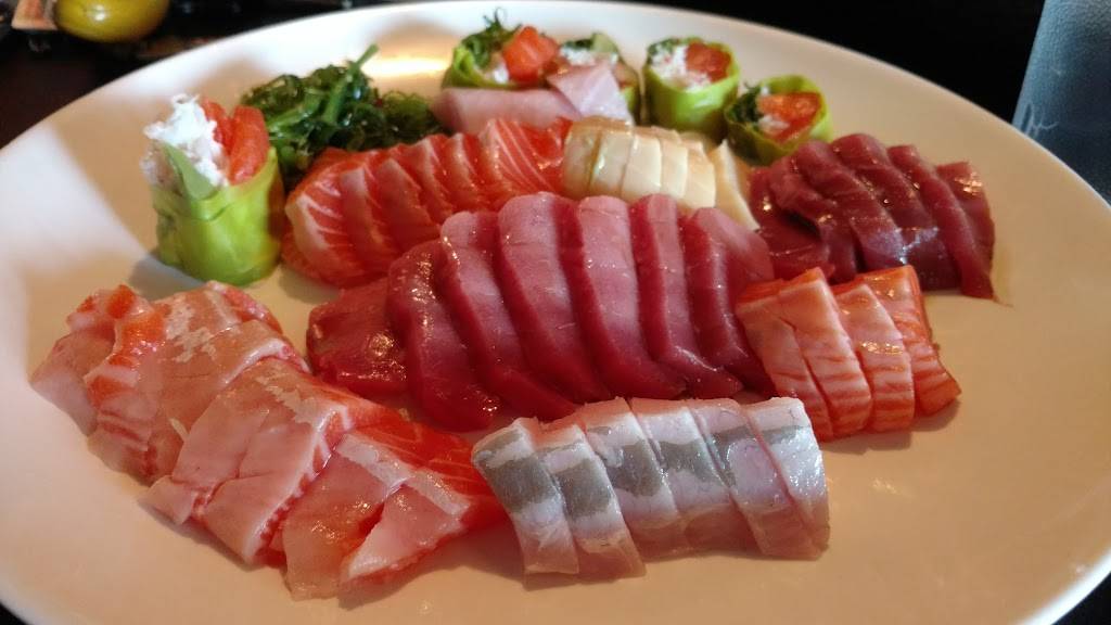 Sushi N Joy | restaurant | 2530-J Vista Way, Oceanside, CA 92054, USA | 7607211888 OR +1 760-721-1888