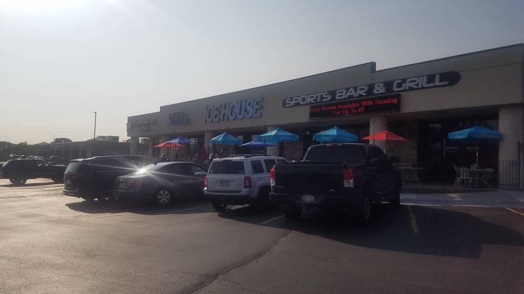 IceHouse Sports Bar | restaurant | 10920 Emmet St, Omaha, NE 68164, USA | 4029342337 OR +1 402-934-2337