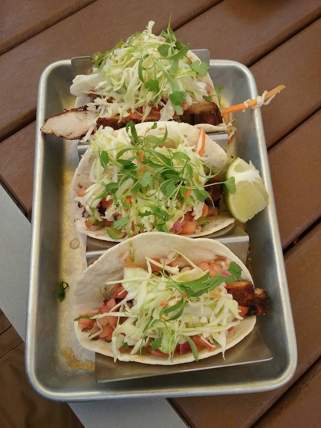 Surf Club | restaurant | 337 Thames St, Newport, RI 02840, USA | 4016195701 OR +1 401-619-5701