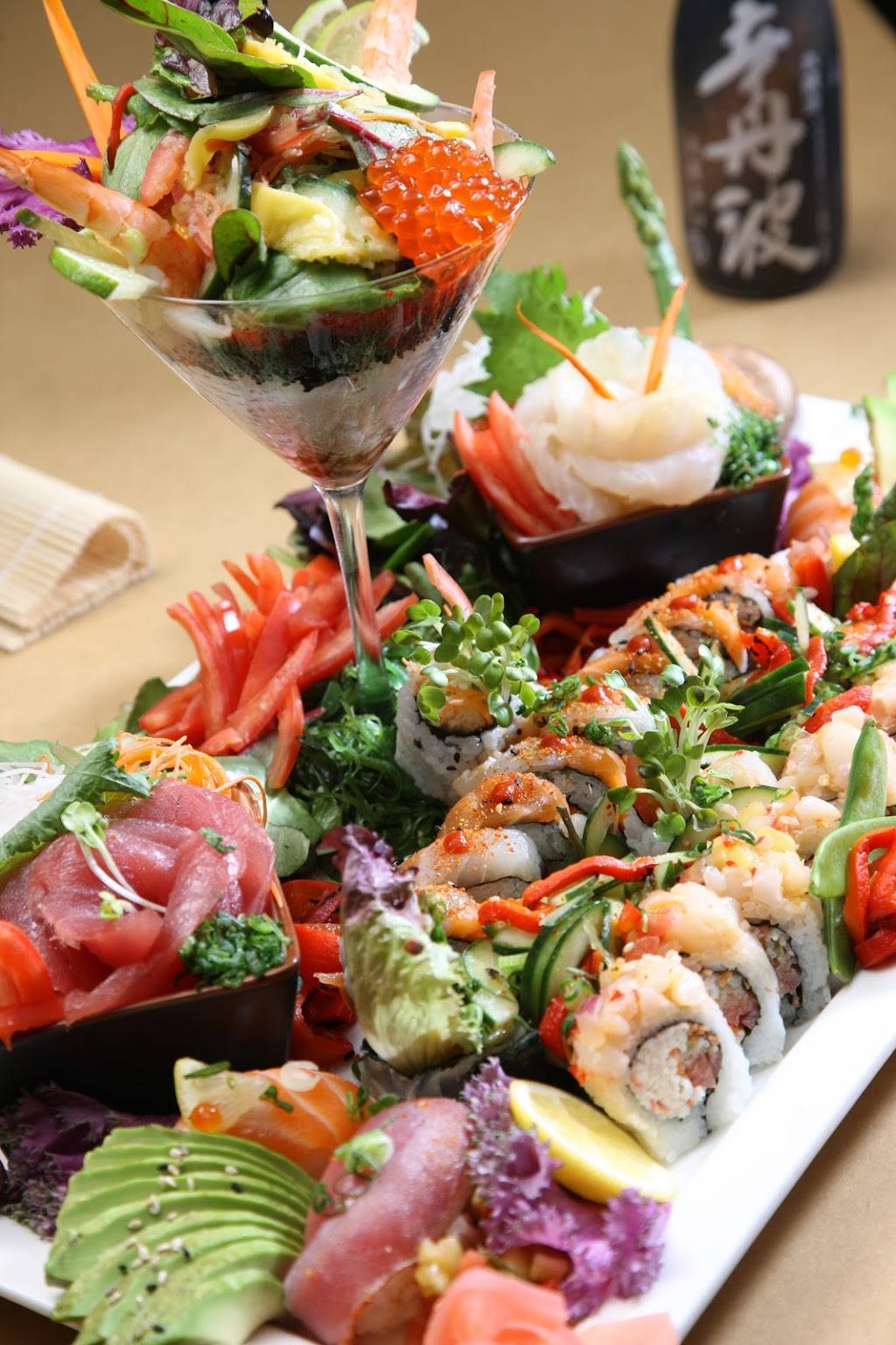 Nama Sushi Bar - Cedar Bluff | restaurant | 260 N Peters Rd, Knoxville, TN 37923, USA | 8655006262 OR +1 865-500-6262