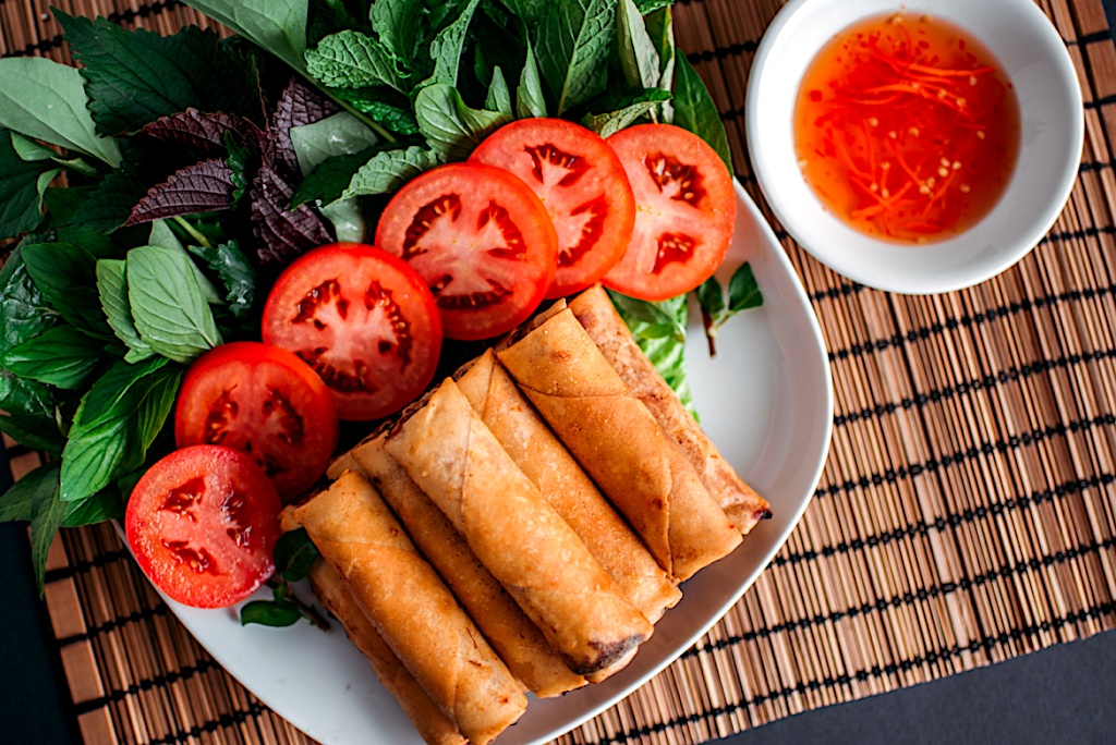 Cafe Vietnam Truck | restaurant | 12077 Ventura Pl, Studio City, CA 91604, USA | 9496789281 OR +1 949-678-9281