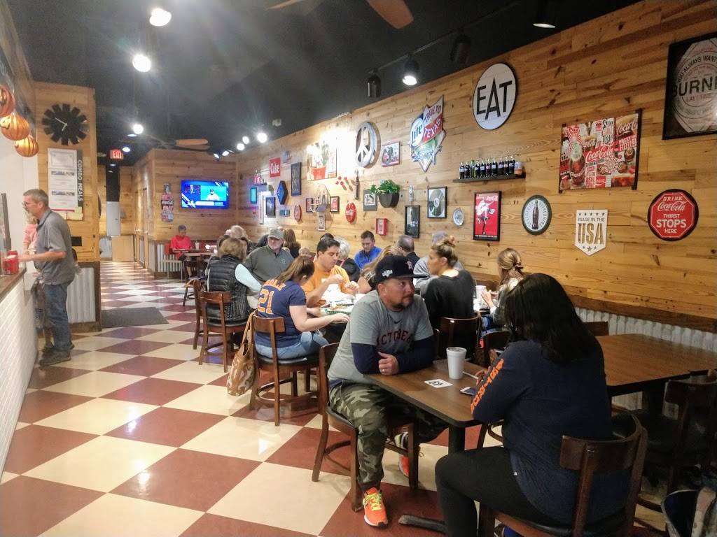 Reds Grill | restaurant | 7850 W Grand Pkwy S #500, Richmond, TX 77406, USA | 2817621702 OR +1 281-762-1702