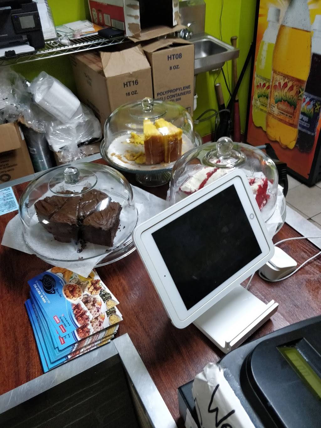 Fish & More | restaurant | 137 Montgomery Ave, Staten Island, NY 10301, USA | 7184470936 OR +1 718-447-0936