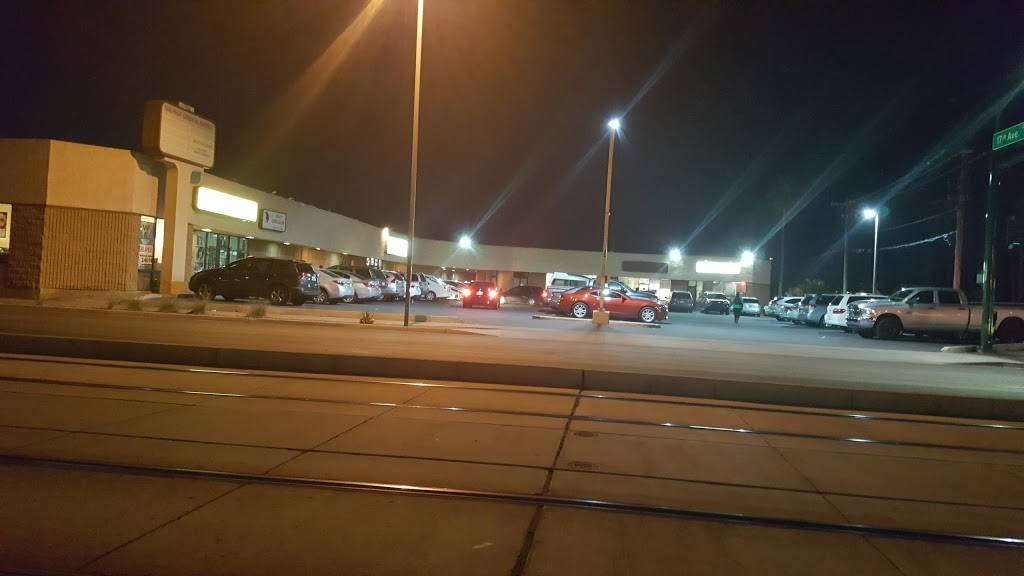 KWAN & WOK CHINESE FAST FOOD | restaurant | 1702 W Camelback Rd, Phoenix, AZ 85015, USA | 6022467442 OR +1 602-246-7442