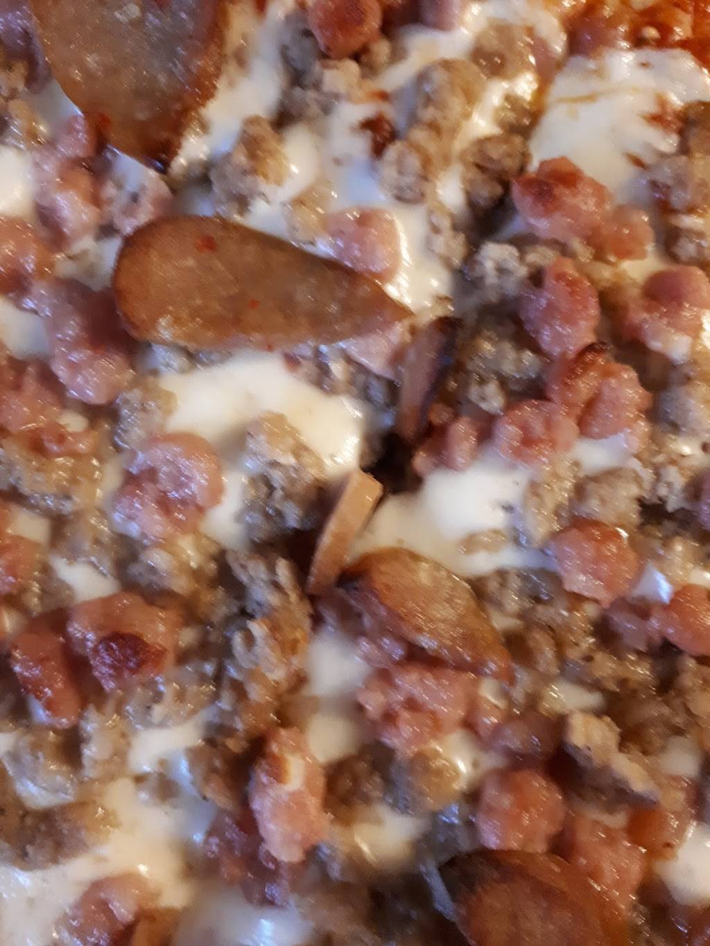 Pizza Cuisine | restaurant | 110 Dunlop St E Unit#3, Whitby, ON L1N 6J8, Canada | 9054933661 OR +1 905-493-3661