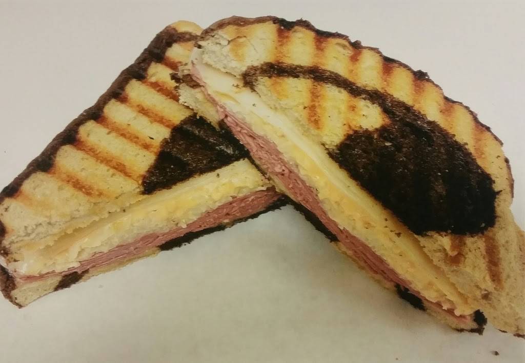 City Subs | restaurant | 111 N Main St, Hubbard, OH 44425, USA | 3305346000 OR +1 330-534-6000