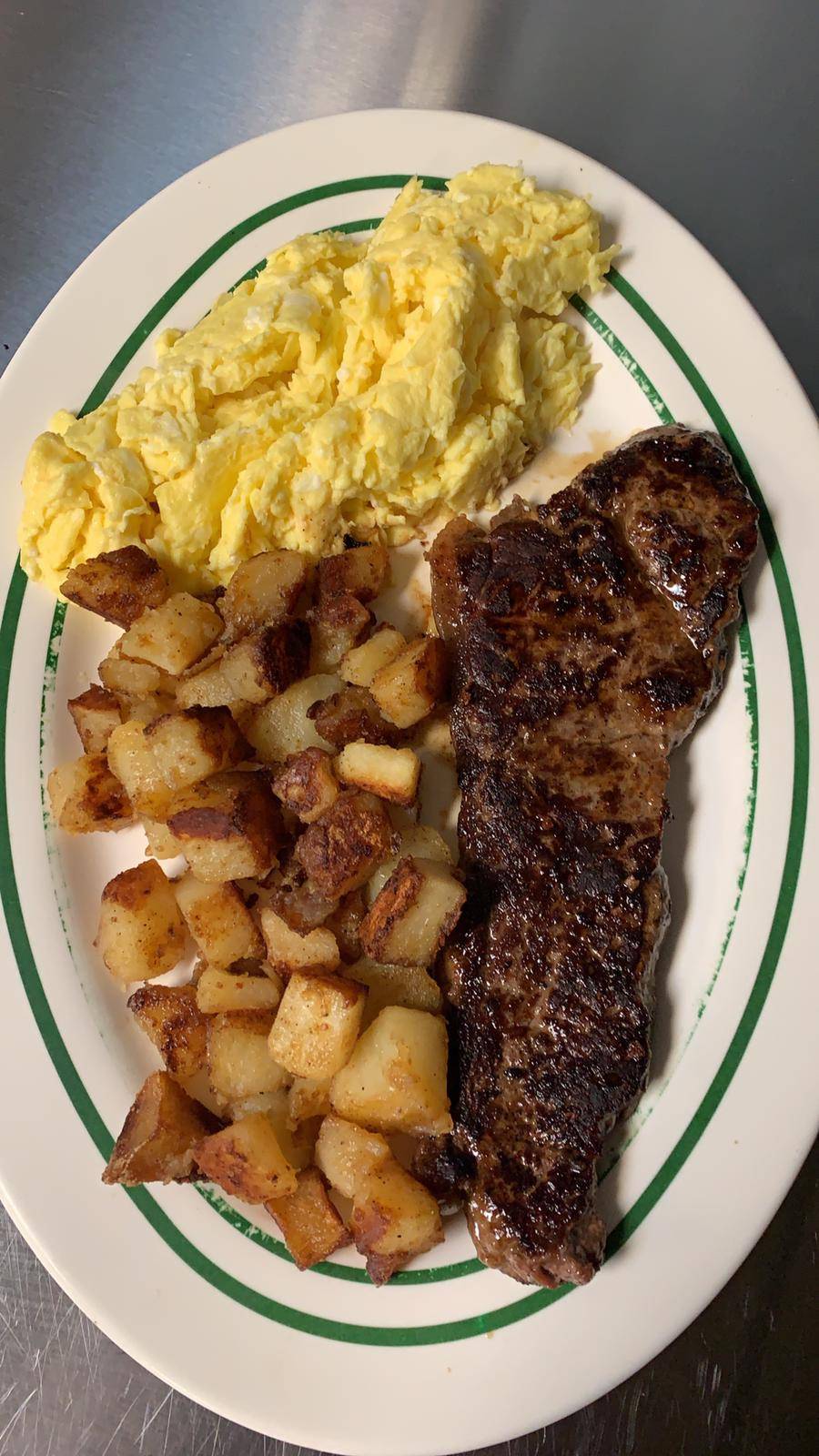 Carlo’s Diner | restaurant | 1500 Wurst Rd, Ocoee, FL 34761, USA | 4076561181 OR +1 407-656-1181