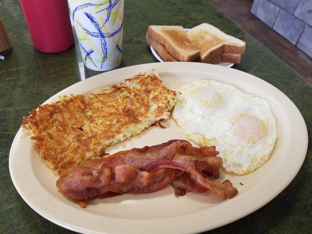 Dukes Burgers | restaurant | 7351 Warner Ave, Huntington Beach, CA 92647, USA | 7148421551 OR +1 714-842-1551