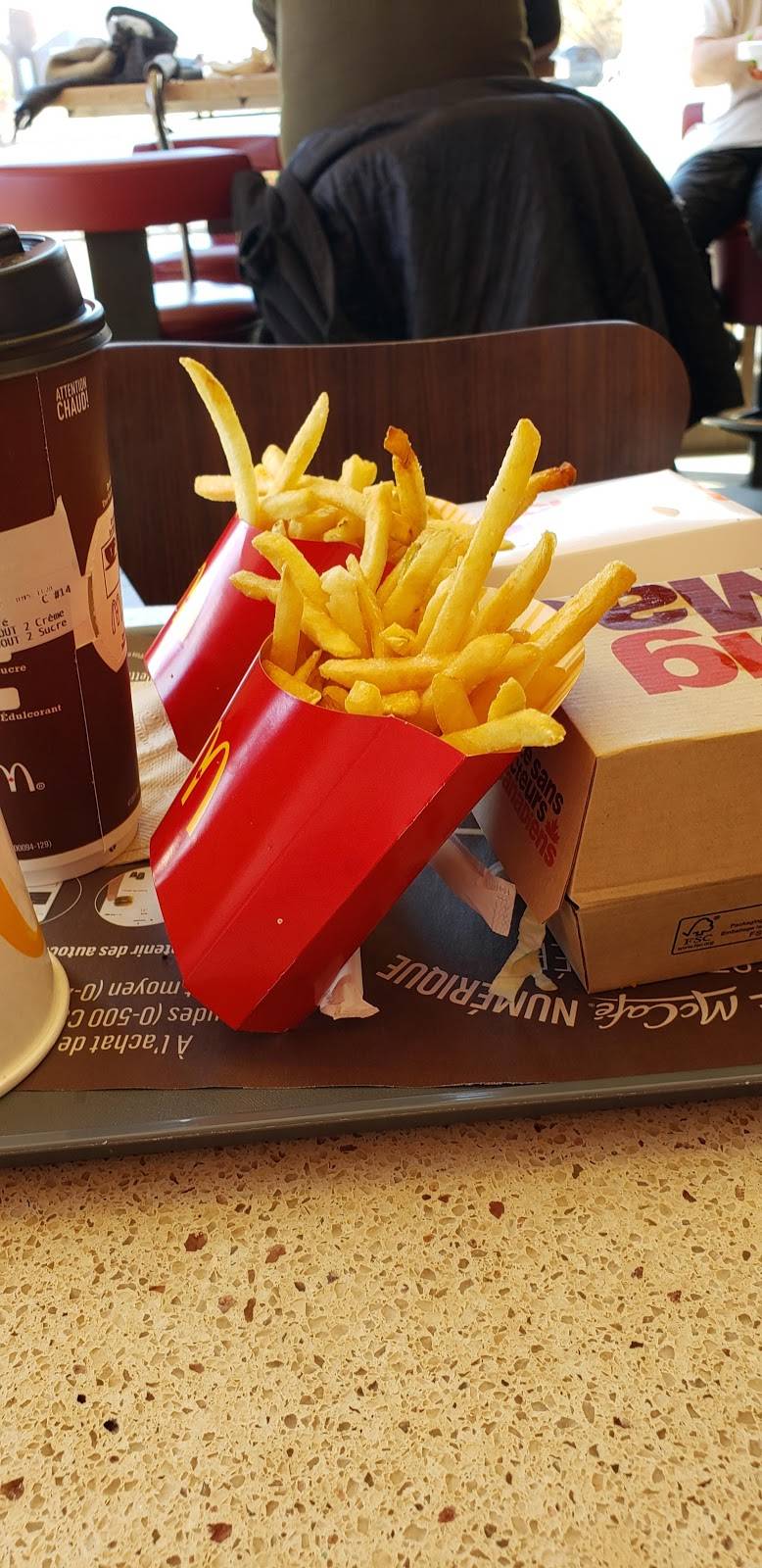 McDonalds | cafe | 899 Boulevard de Périgny, Chambly, QC J3L 4Y2, Canada | 4506585775 OR +1 450-658-5775