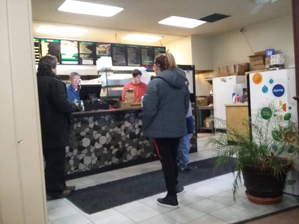 Olympic Pizza | restaurant | 134 Woodstock Ave, Rutland, VT 05701, USA | 8027862200 OR +1 802-786-2200