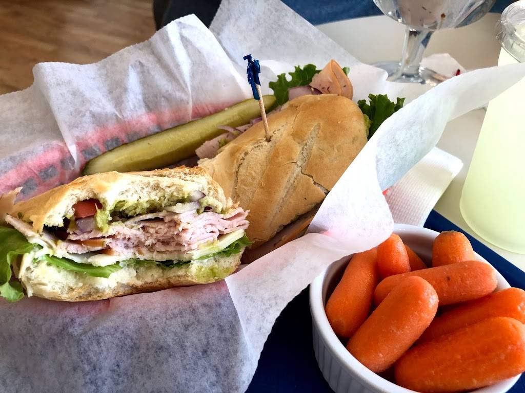 Door County Ice Cream Factory & Sandwich Shoppe | meal takeaway | 11051 WI-42, Sister Bay, WI 54234, USA | 9208549693 OR +1 920-854-9693