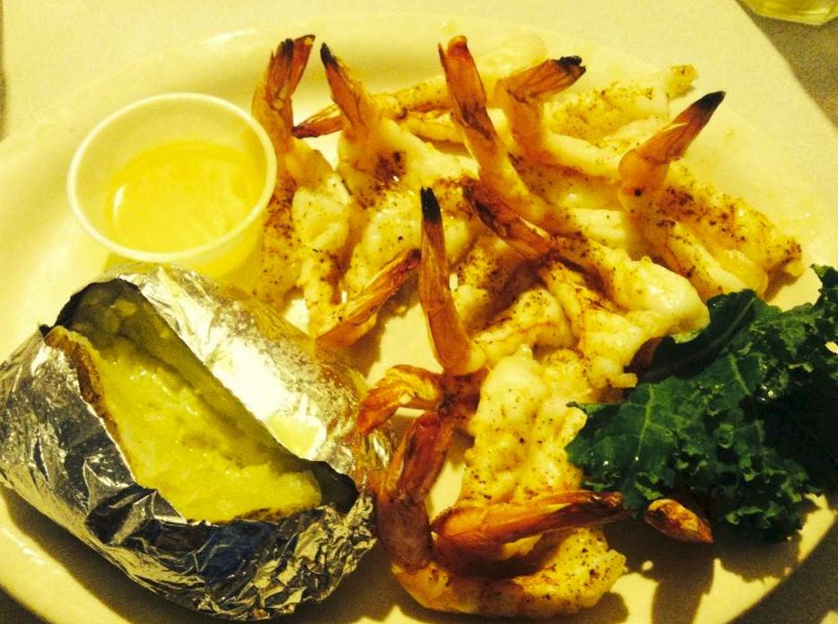 Little Tomoka Yacht Club | night club | 2369 FL-40, Ormond Beach, FL 32174, USA | 3866724695 OR +1 386-672-4695