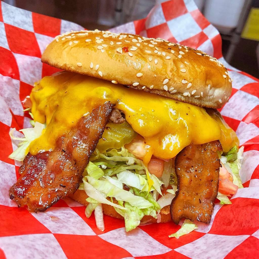Filés Burgers | restaurant | 543 Ceralvo St, San Antonio, TX 78207, USA | 2102671330 OR +1 210-267-1330