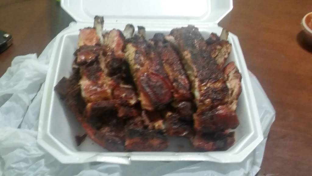 Pit Stop Southern BBQ | restaurant | 3665 FL-580, Oldsmar, FL 34677, USA | 8136799555 OR +1 813-679-9555