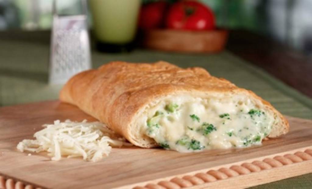 D.P. Dough | restaurant | 2 Academy St, Newark, DE 19711, USA | 3025335085 OR +1 302-533-5085