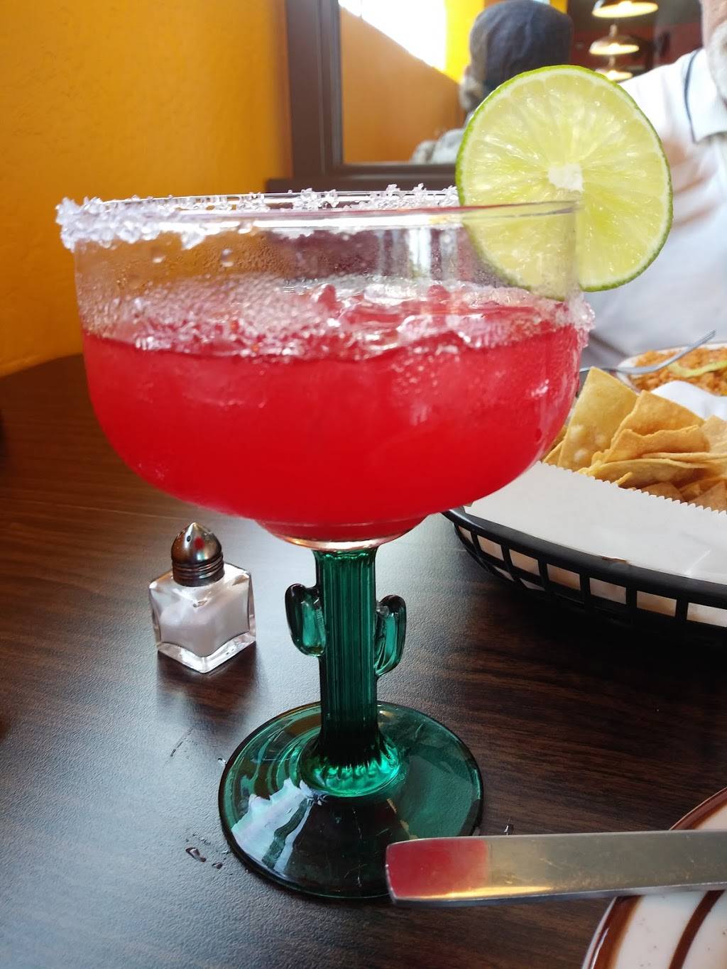 Moreno’s Mexican Bar and Grill | restaurant | 9704 Pyramid Way, Sparks, NV 89441, USA | 7756224395 OR +1 775-622-4395