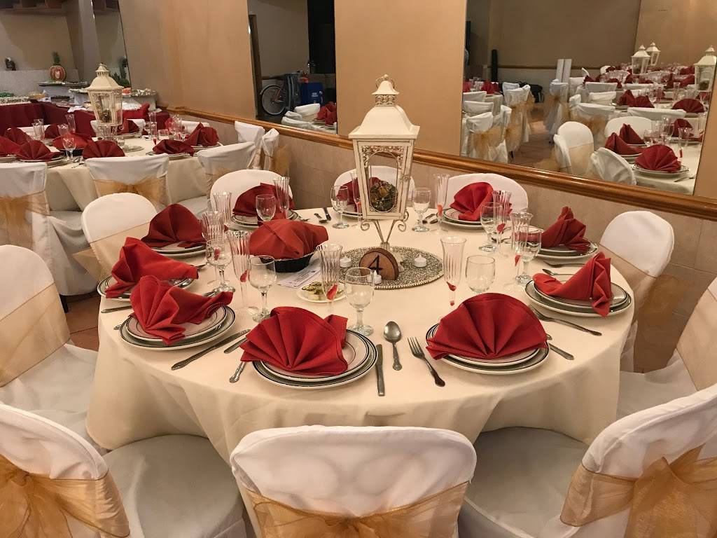 Ferreirense | restaurant | 115 Main St, Newark, NJ 07105, USA | 9738179114 OR +1 973-817-9114