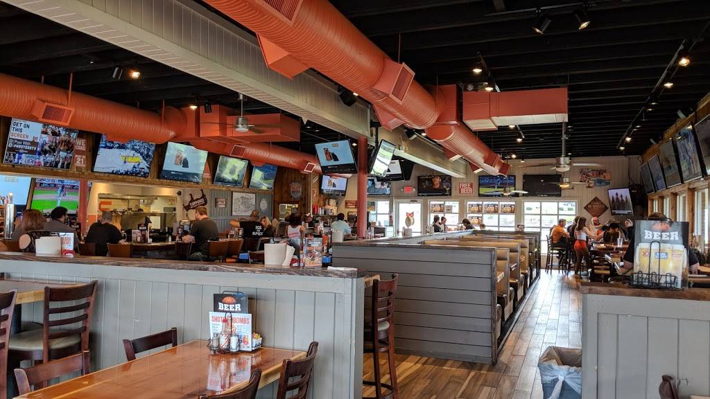 Hooters | restaurant | 7200 Houston Rd, Florence, KY 41042, USA | 8596472848 OR +1 859-647-2848