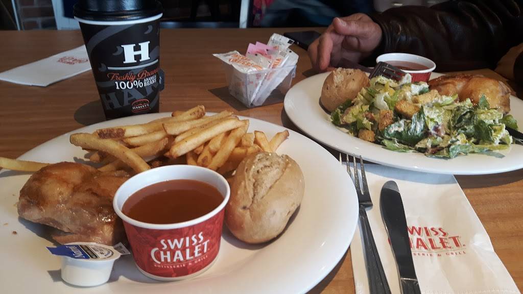 Swiss Chalet | restaurant | 1 Richmond Blvd, Napanee, ON K7R 3S3, Canada | 6133548944 OR +1 613-354-8944