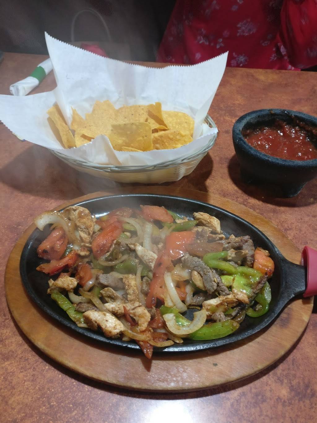 CASA JOSE MEXICAN RESTAURANT | restaurant | 3046 Columbia Ave #110, Franklin, TN 37064, USA | 6157907710 OR +1 615-790-7710