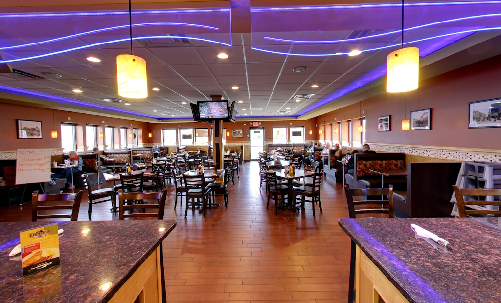 Detroits Finest Coney Island | restaurant | 25801 Jefferson Ave, St Clair Shores, MI 48081, USA | 5867774002 OR +1 586-777-4002