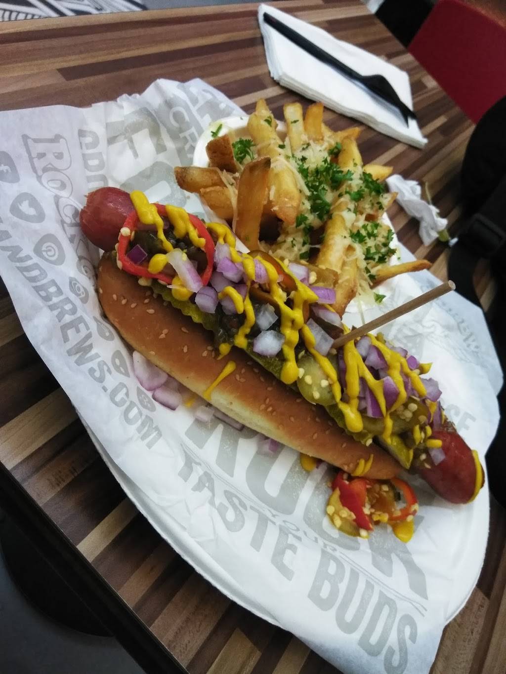 Rock & Brews | restaurant | Terminal 5, 500 World Way, Los Angeles, CA 90045, USA | 4247021619 OR +1 424-702-1619