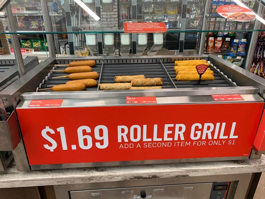 RaceTrac | bakery | 3310 NE 8th St, Homestead, FL 33033, USA | 3052481370 OR +1 305-248-1370