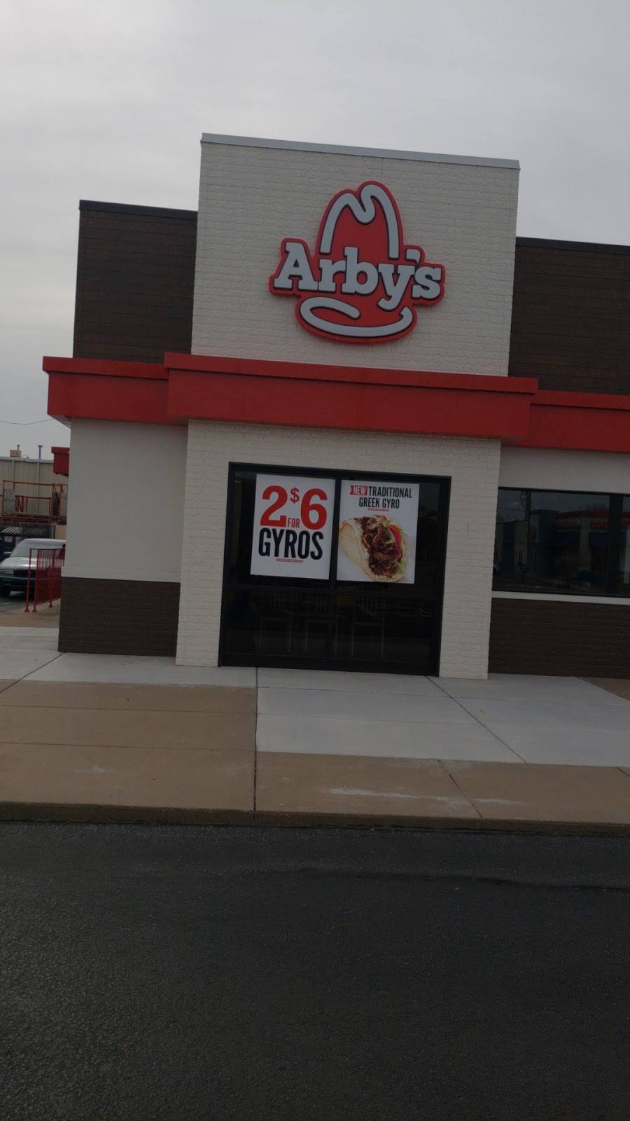 Arbys | restaurant | 429 S West St, Wichita, KS 67213, USA | 3169429625 OR +1 316-942-9625