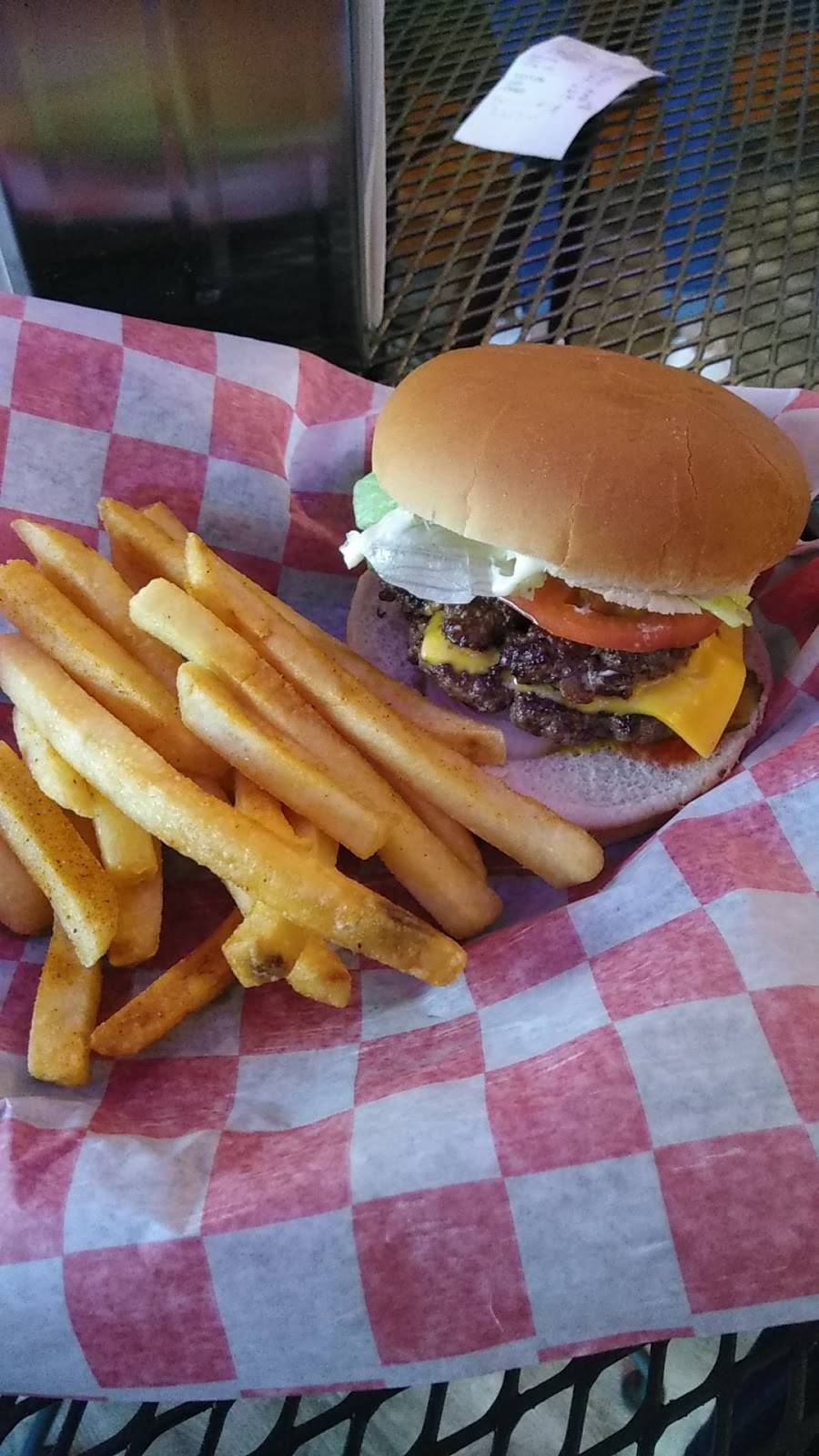 Hula Dawgs | restaurant | 5110 F, Wrightsboro Rd, Grovetown, GA 30813, USA | 7068634263 OR +1 706-863-4263