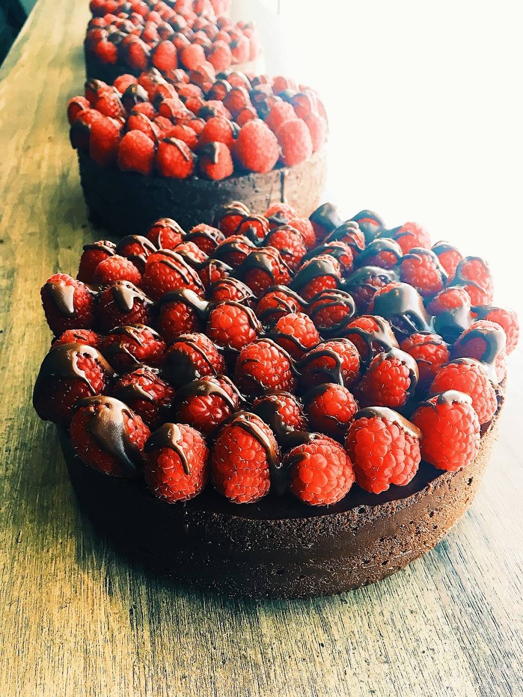 Marmiton service de traiteur Inc (le) | restaurant | 346 Rue Racine, Granby, QC J2G 3B8, Canada | 4503604889 OR +1 450-360-4889