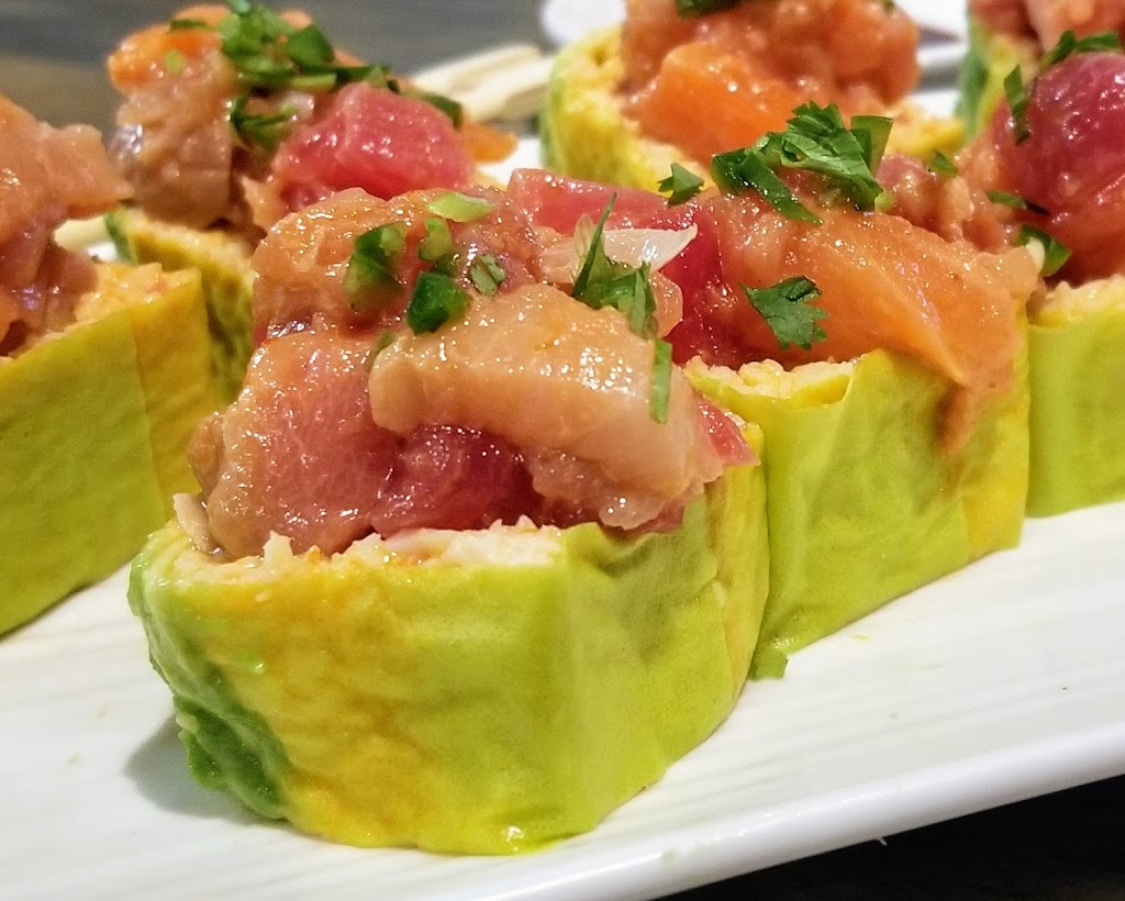 Ayu Sushi & Noodles | restaurant | 5965 Village Way suite 108, San Diego, CA 92130, USA | 8583569519 OR +1 858-356-9519