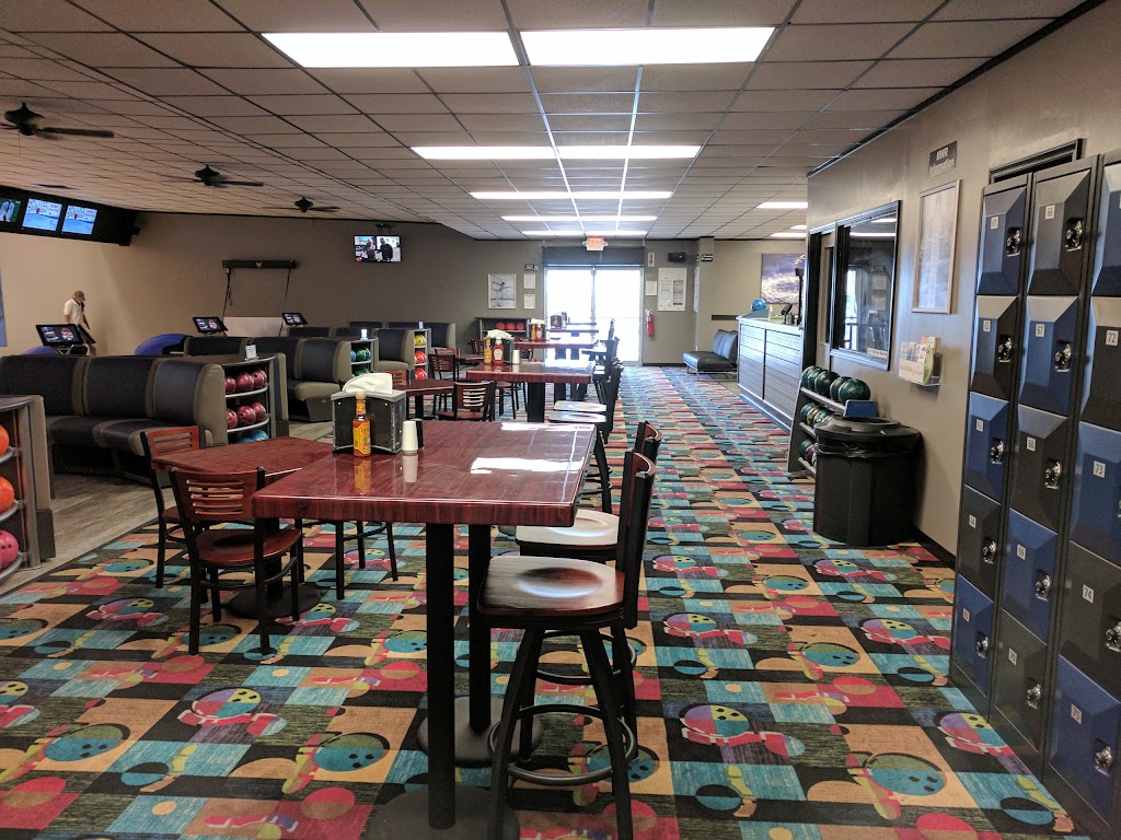 Airlanes Bowling Center & Grill | restaurant | 337 Langley Ave, Naval Air Station Key West, FL 33040, USA | 3052932976 OR +1 305-293-2976